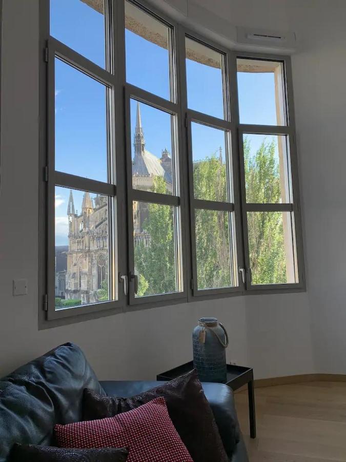 Loft Des Sacres - Vue Unique Sur La Cathedrale Apartment Reims Ngoại thất bức ảnh
