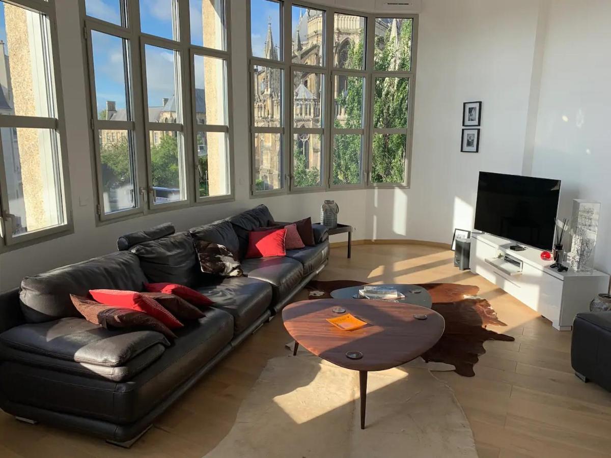 Loft Des Sacres - Vue Unique Sur La Cathedrale Apartment Reims Ngoại thất bức ảnh